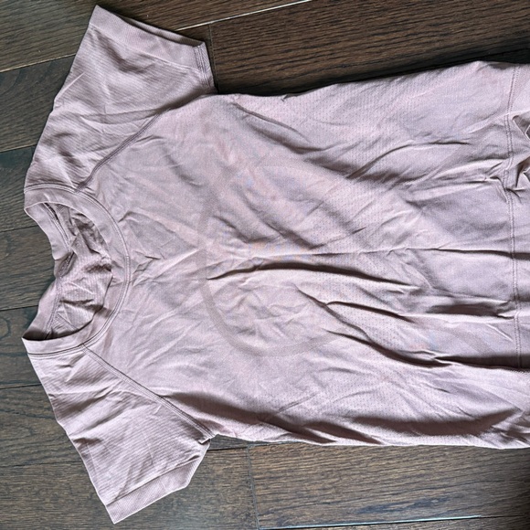 Lululemon top - Picture 3 of 3